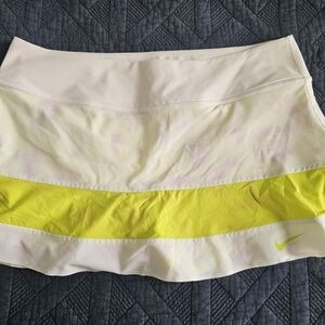 Nike Women's Cream and Yellow Skirt